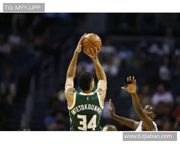 字母哥回应批评：我只专注于比赛